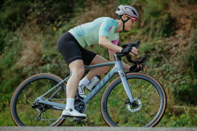 Dámske šortky Silvini WP2526 Sellia