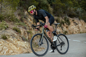 Pánske šortky s náprsenkou Silvini MP1605 Gavia